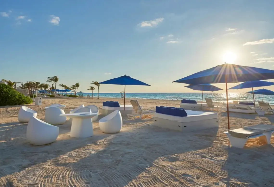 Plaża przy hotelu Live Aqua Beach Resort Cancun (ex. Live Aqua Cancun)