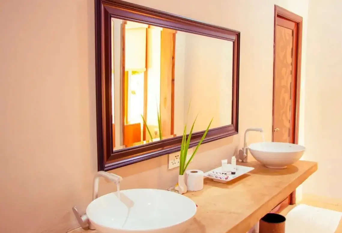 Łazienka w pokoju hotelu Mandarin Resort Zanzibar