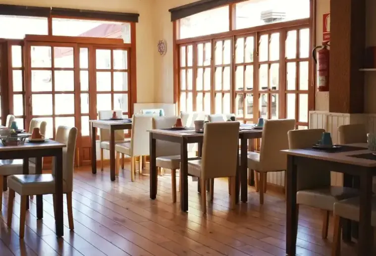 Restauracja i jedzenie w hotelu Marbel (Cala Ratjada)