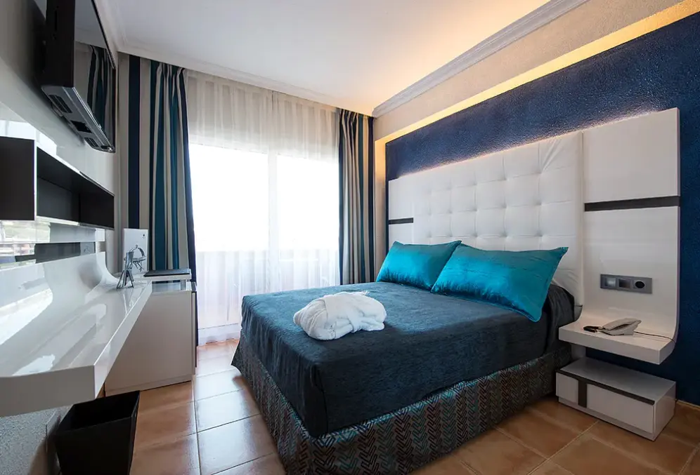 Pokój w hotelu Marina Portals