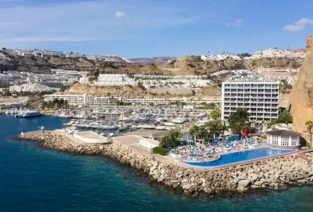 Hotel Marina Suites