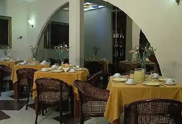 Restauracja i jedzenie w hotelu Memphis (Rzym)