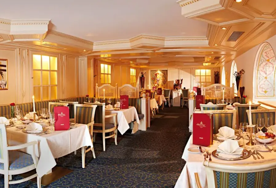 Restauracja i jedzenie w hotelu Mildererhof