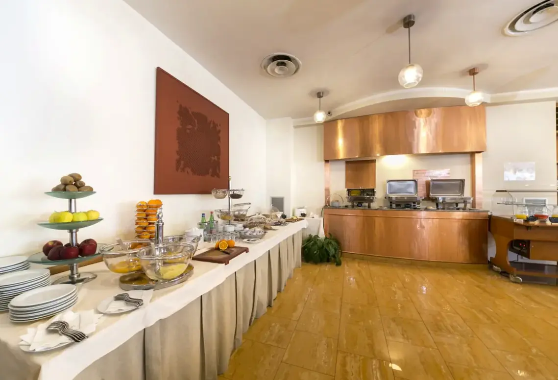 Restauracja i jedzenie w hotelu Millennium Gold