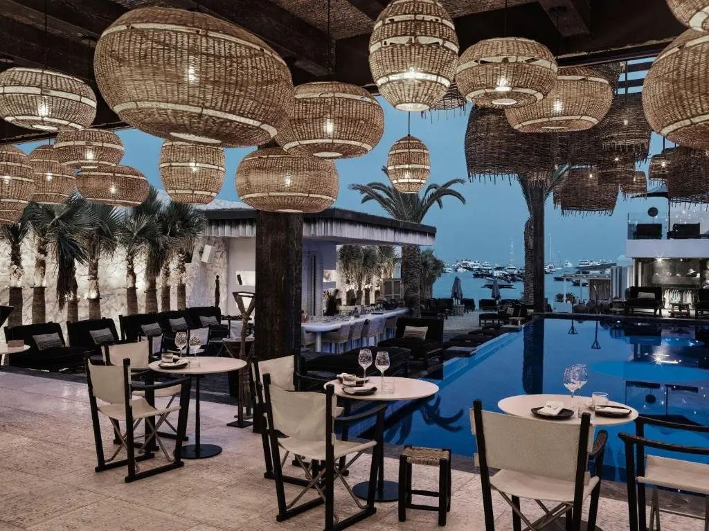 Pokój w hotelu Myconian O Hotel