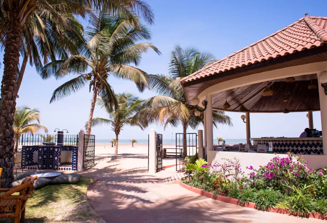 Plaża przy hotelu Ocean Bay Hotel & Resort