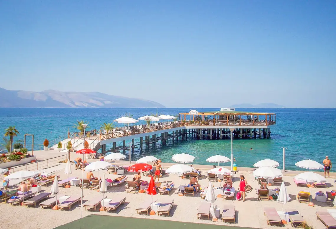 Plaża przy hotelu Olympia Village (Vlora)