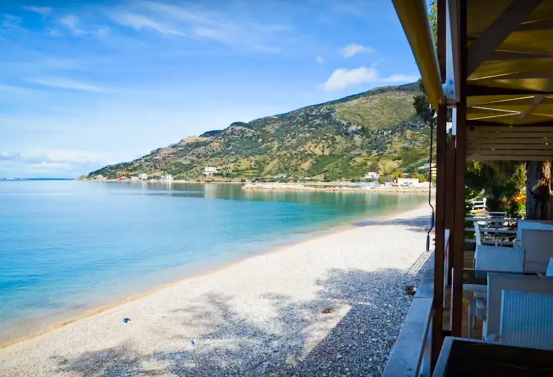 Plaża przy hotelu Olympia Village (Vlora)