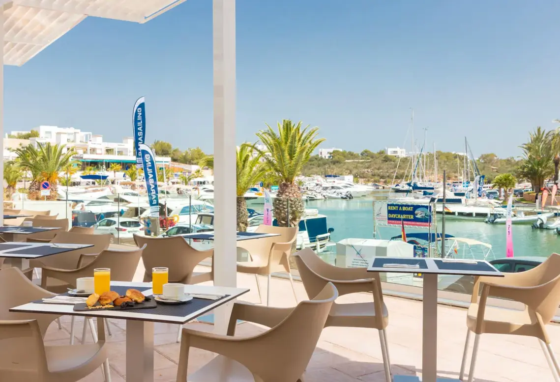 Plaża przy hotelu Palia Puerto del Sol