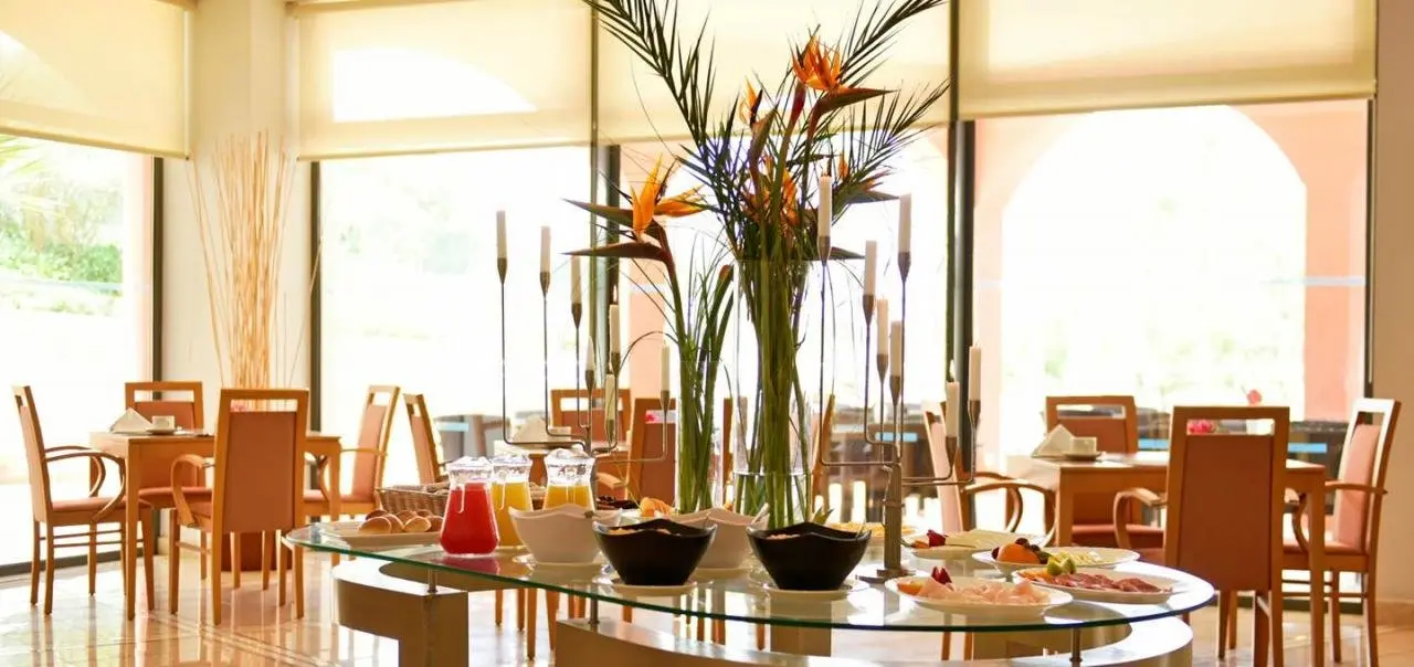 Restauracja i jedzenie w hotelu Pestana Alvor Park