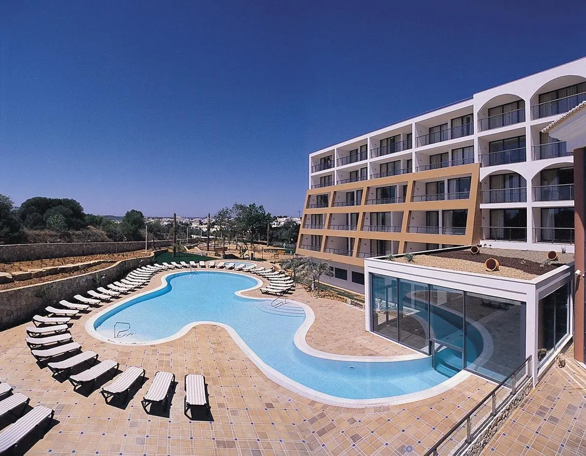 Basen w hotelu Pestana Alvor Park