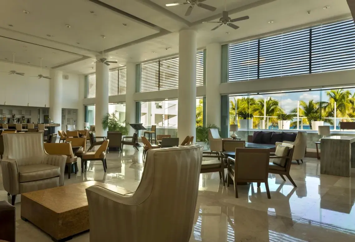 Lobby hotelu Playacar Palace