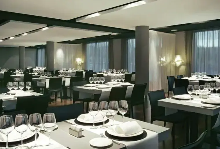 Hotel Rafaelhoteles Madrid Norte w Hiszpania (Madryt) - oferta last minute