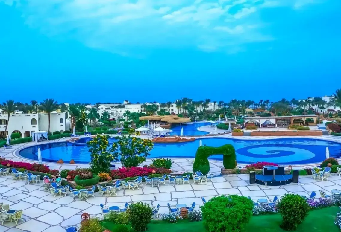 Hotel Romance Regency Club