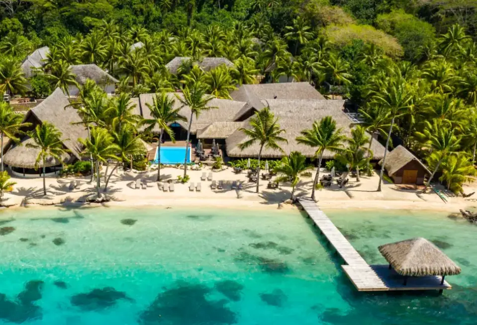 Plaża przy hotelu Royal Bora Bora