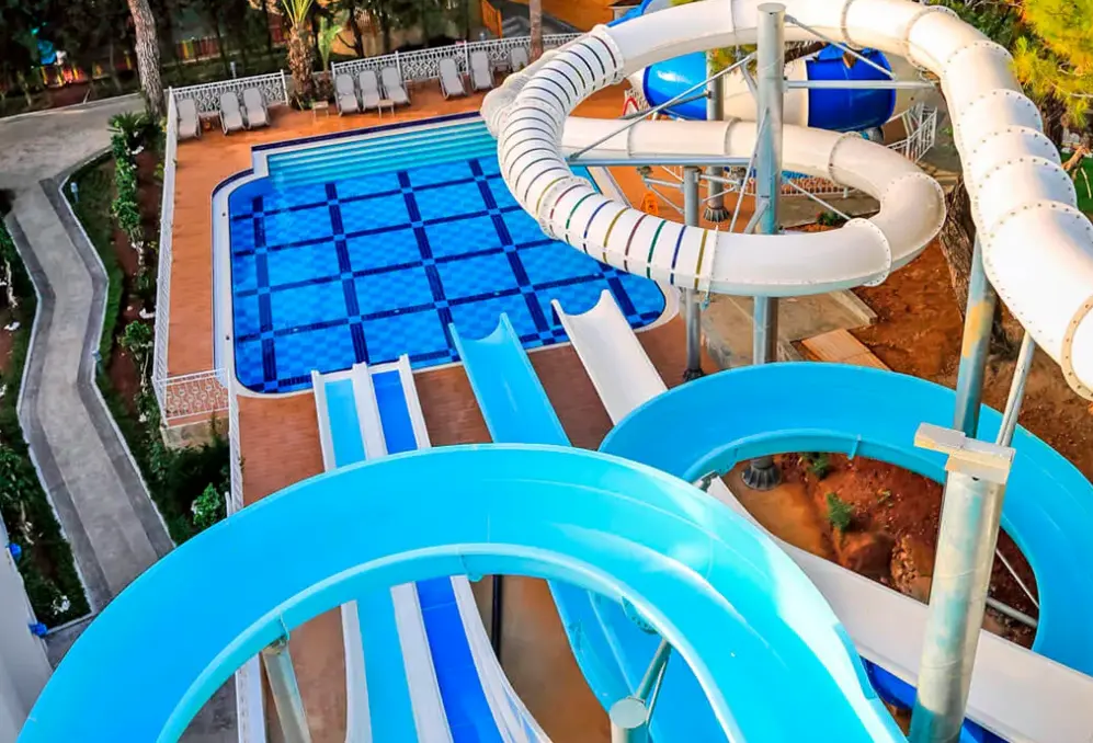 Basen w hotelu Rubi Platinum (Alanya)