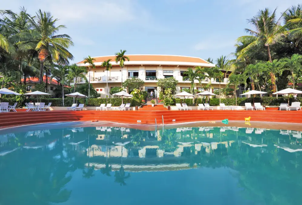 Basen w hotelu Saigon Phu Quoc Resort & Spa