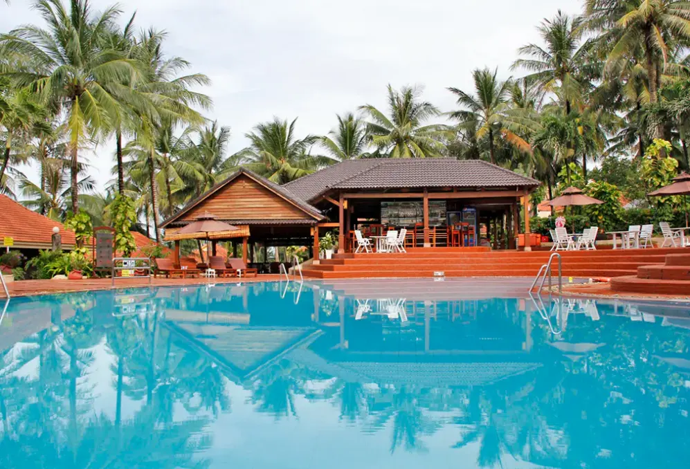 Basen w hotelu Saigon Phu Quoc Resort & Spa
