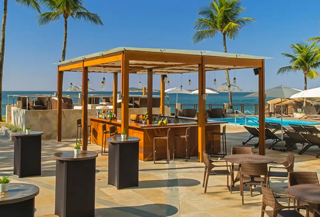 Restauracja i jedzenie w hotelu Sheraton Grand Rio & Resort