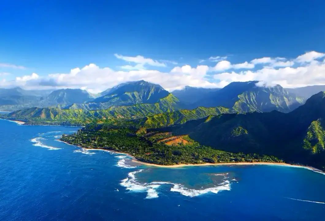 Plaża przy hotelu Sheraton Kauai Coconut Beach Resort