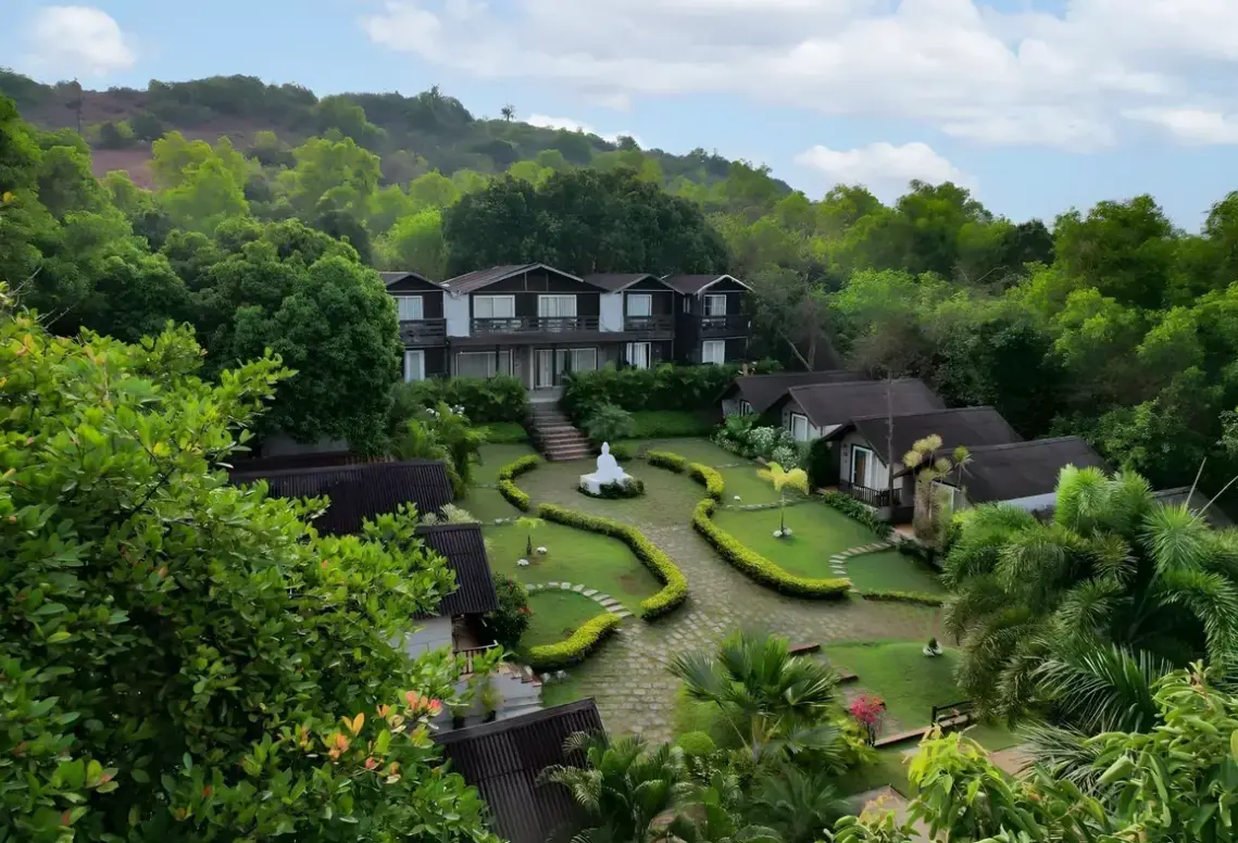 Obiekt hotelu Stone Wood Resorts & Spa Mandrem