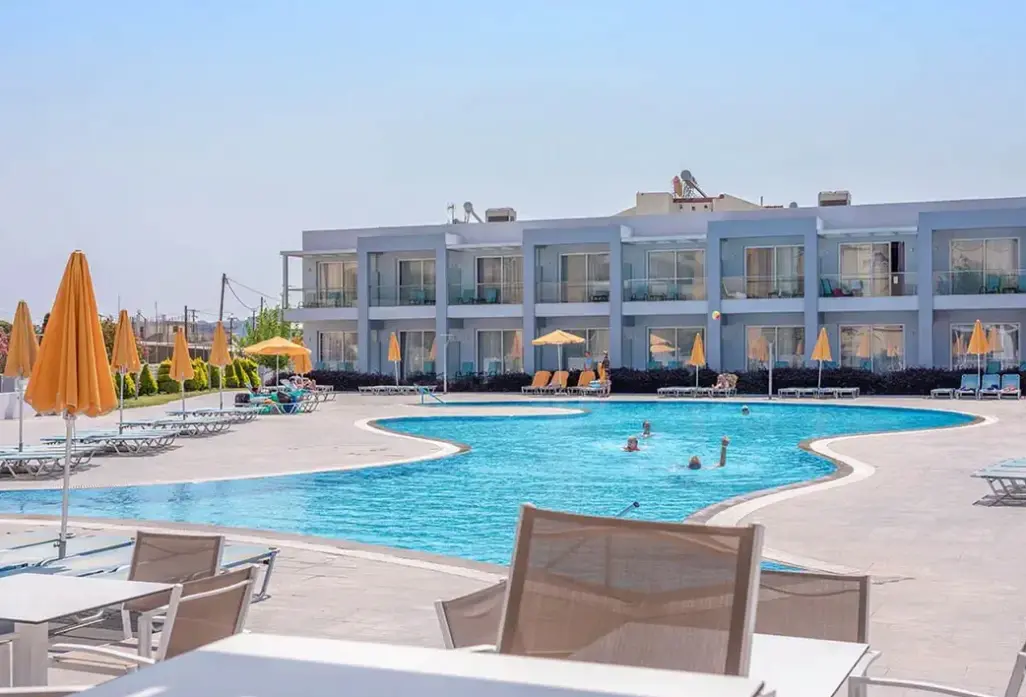 Basen w hotelu Sunshine Rhodes (Ialyssos)