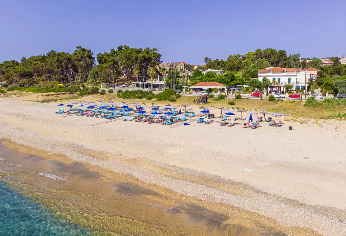 Plaża przy hotelu Tara Beach
