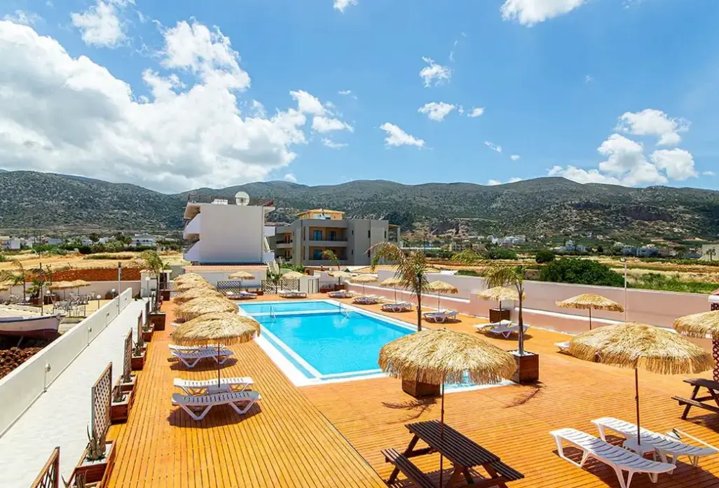 Basen w hotelu Triton (Malia)