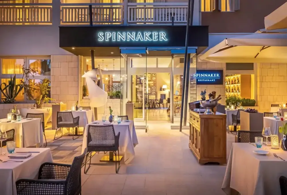 Restauracja i jedzenie w hotelu Valamar Riviera (Istria)