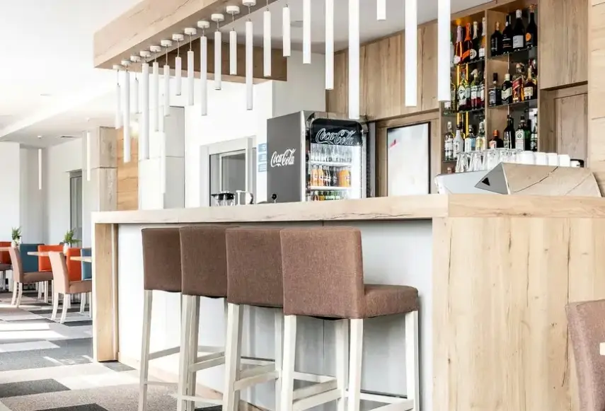 Restauracja i jedzenie w hotelu Vestina (Wisła)