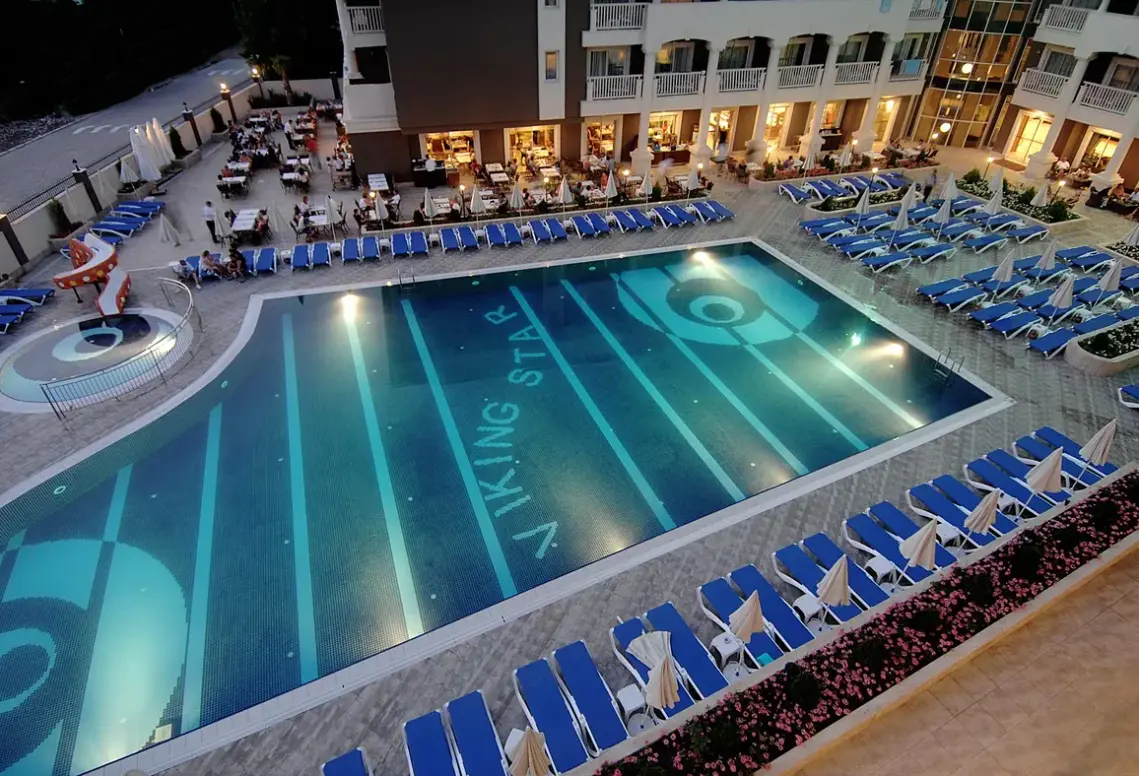 Basen w hotelu Viking Star