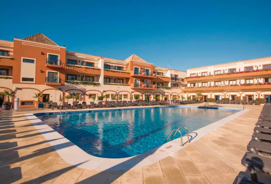 Basen w hotelu Vila Gale (Tavira)