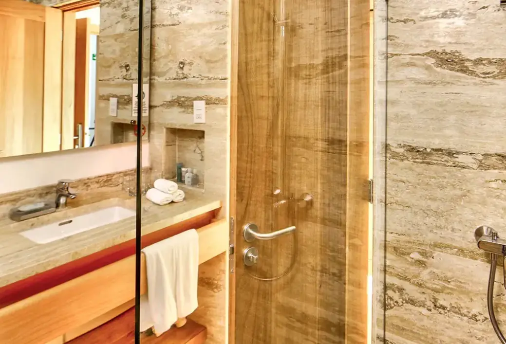 Łazienka w pokoju hotelu Viva Wyndham V Samana