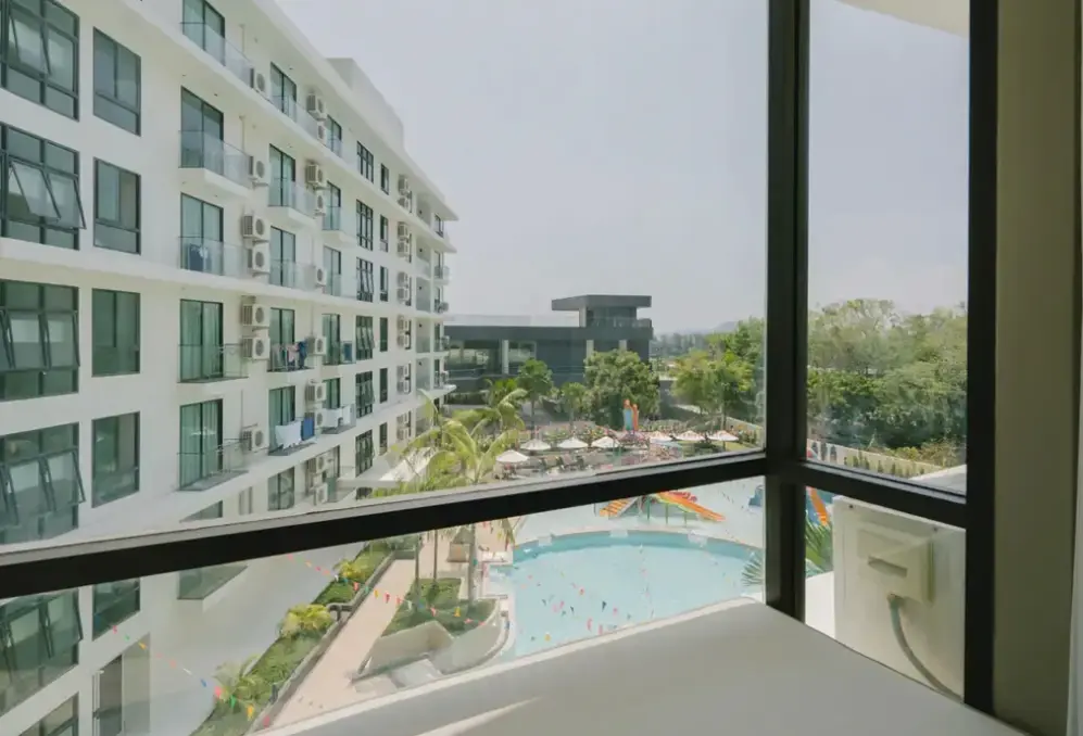 Widok z hotelu Wyndham La Vita Phuket
