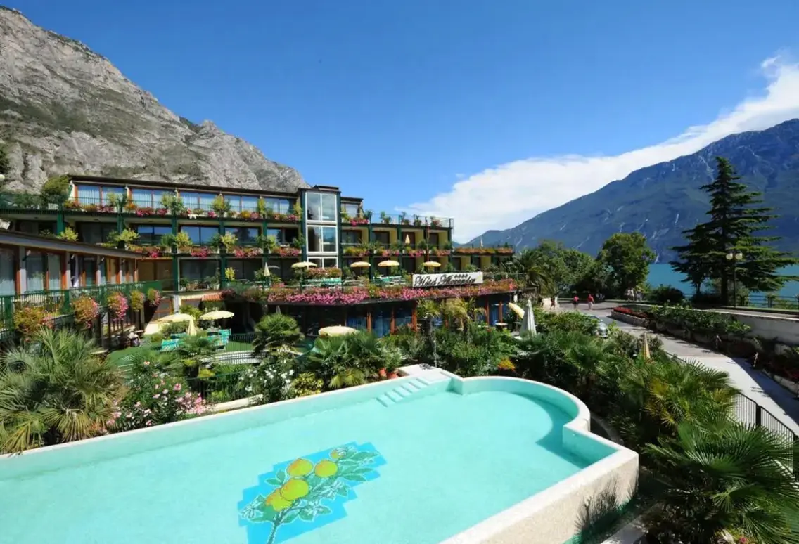 Hotel Alexander (Limone) w Włochy (Jezioro Garda) - oferta last minute
