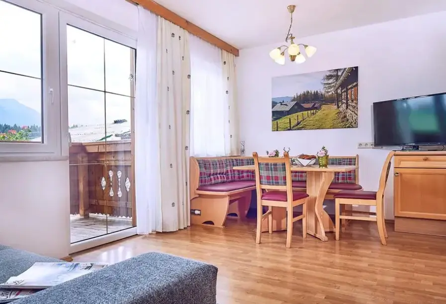 Restauracja i jedzenie w hotelu Alpin - Apart