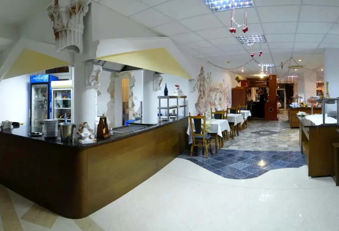 Restauracja i jedzenie w hotelu Aphrodite