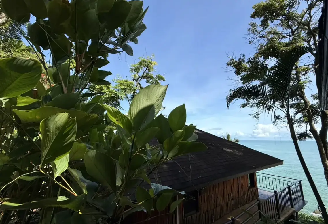 Widok z hotelu Baan Krating Khao Lak Resort