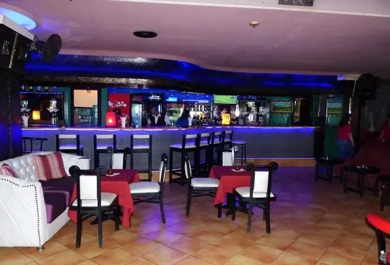 Restauracja i jedzenie w hotelu Bahia City (Agadir)