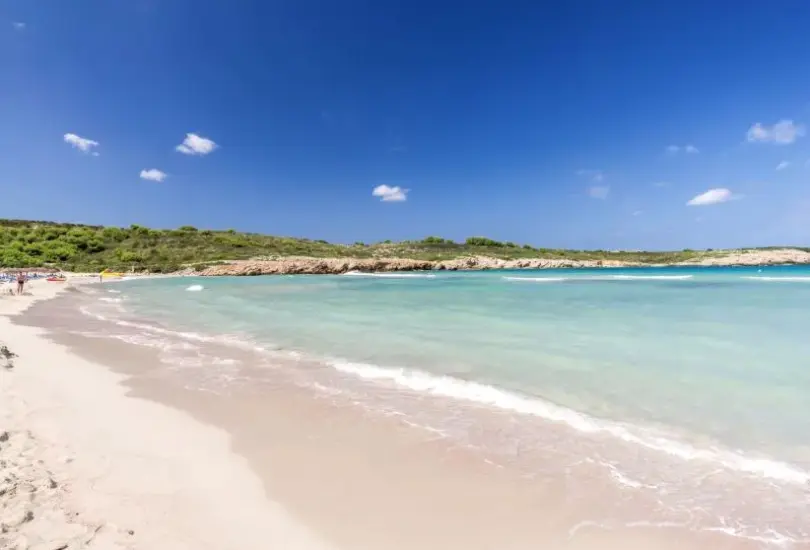 Plaża przy hotelu Beach Club (Menorca)