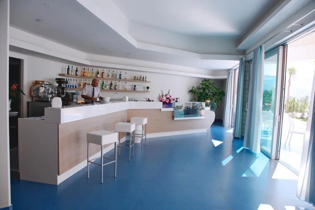 Hotel Blue Bay Resort