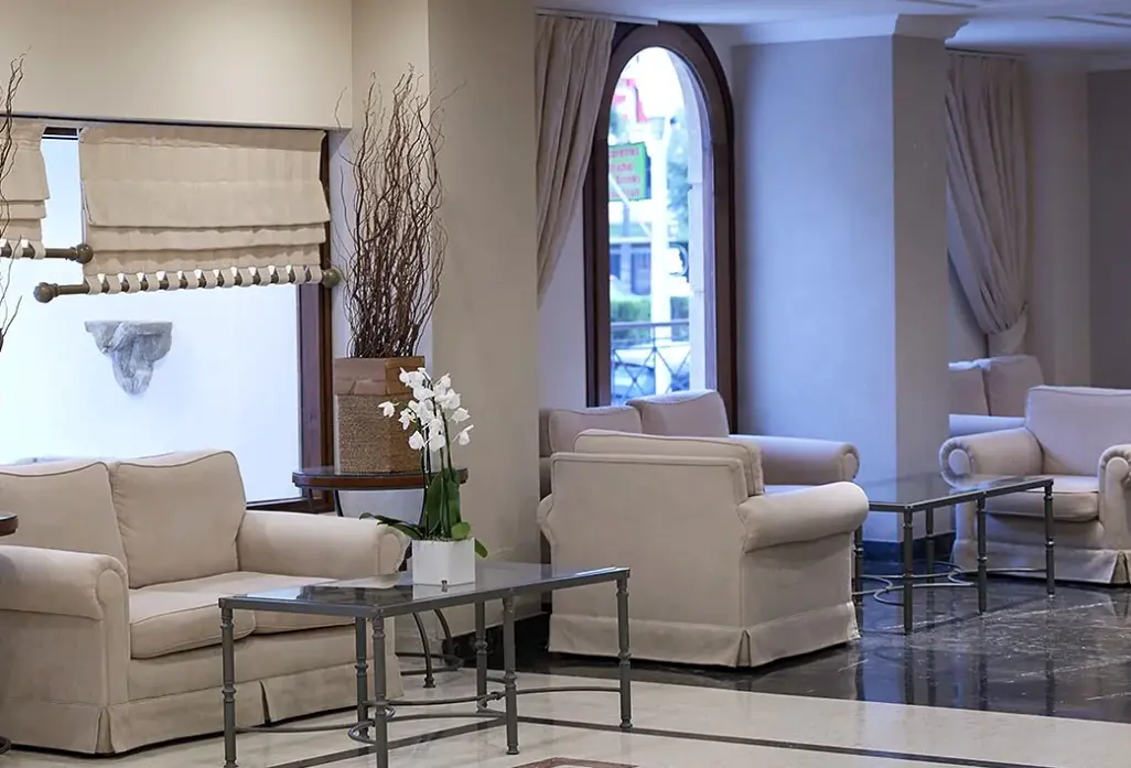 Lobby hotelu Canvas by Mitsis Petit Palais
