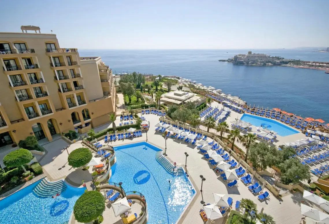 Hotel Corinthia St. George's Bay