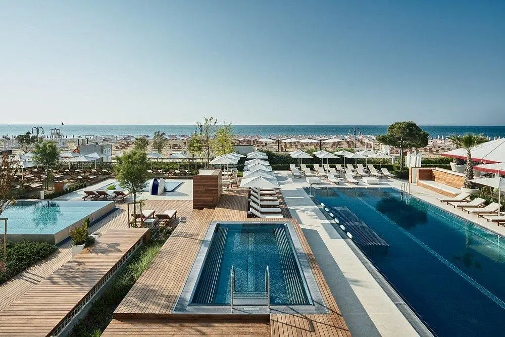 Basen w hotelu Falkensteiner Hotel & Spa Jesolo
