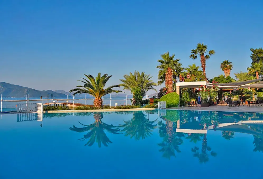 Basen w hotelu Fortezza Beach