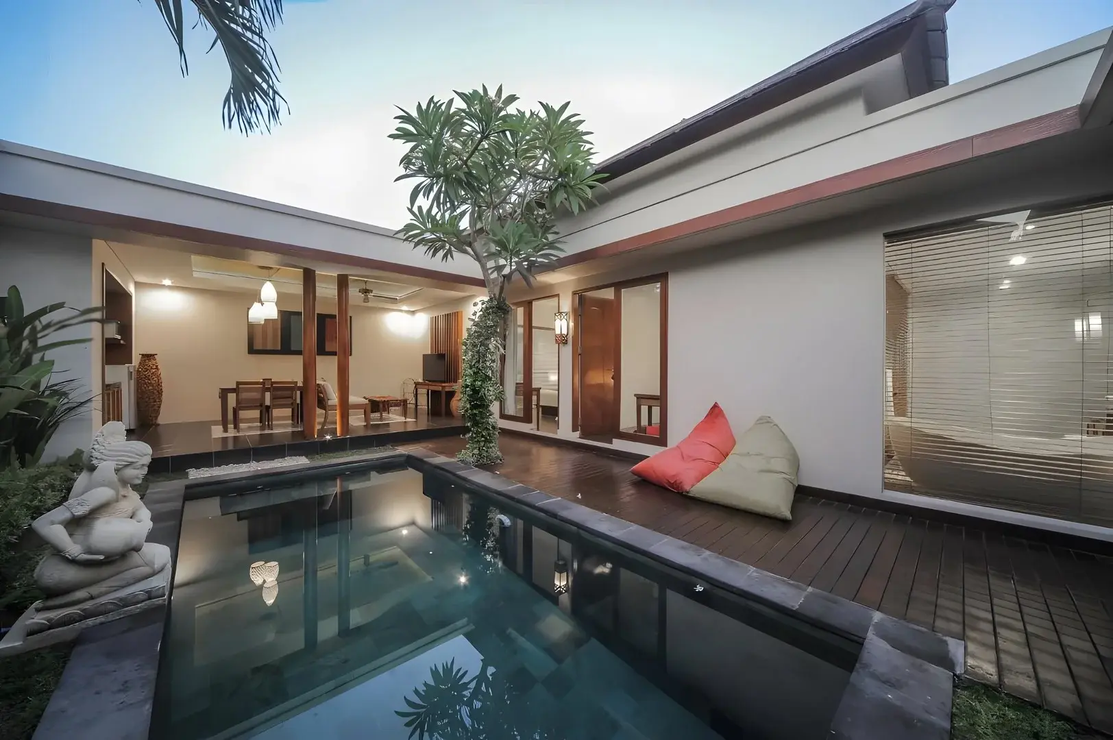 Basen w hotelu Gaing Mas Jimbaran Villas