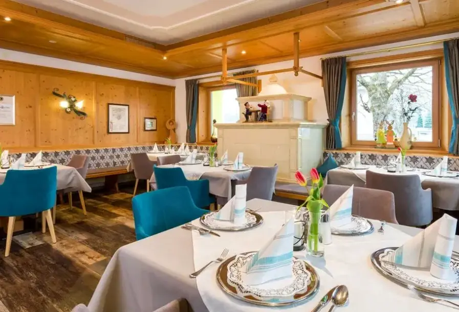 Restauracja i jedzenie w hotelu Gasthof zum Schwanen