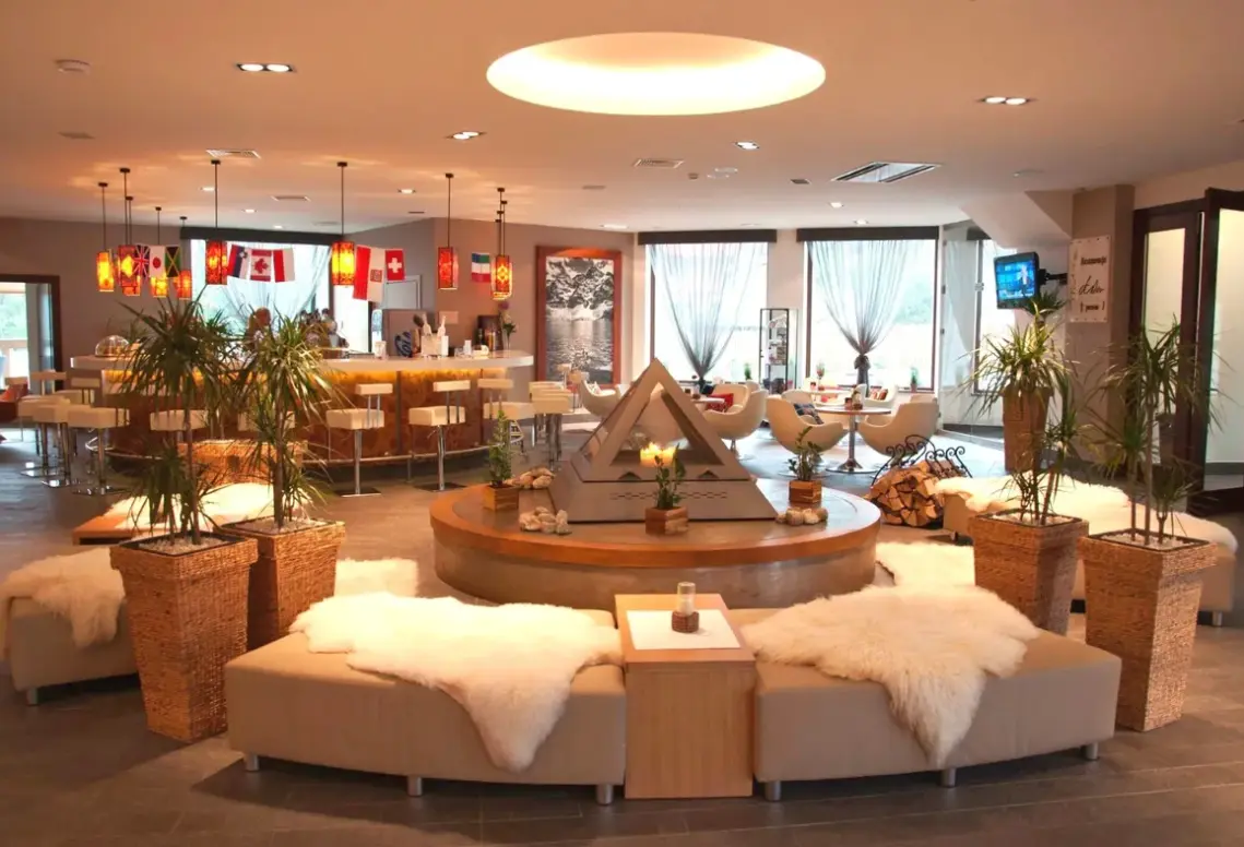 Lobby hotelu Grand Nosalowy Dwór