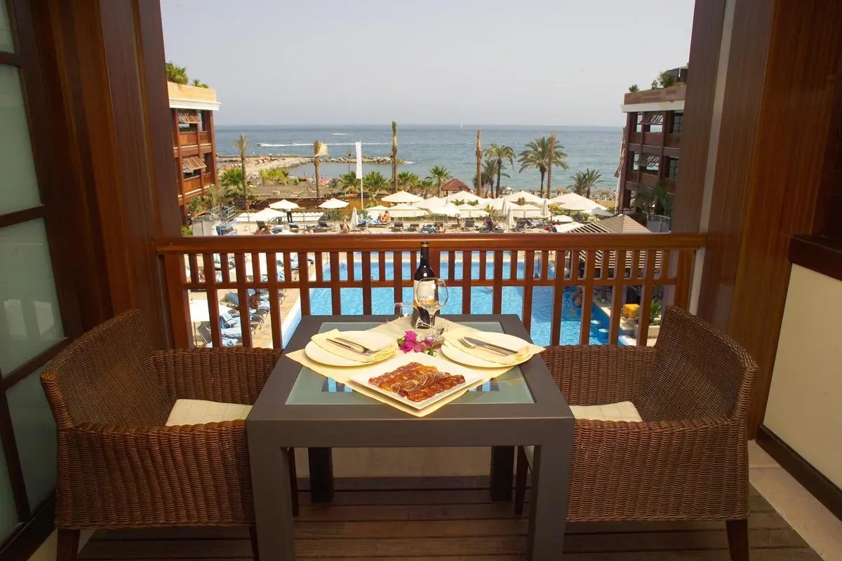 Widok z hotelu Guadalpin Banus