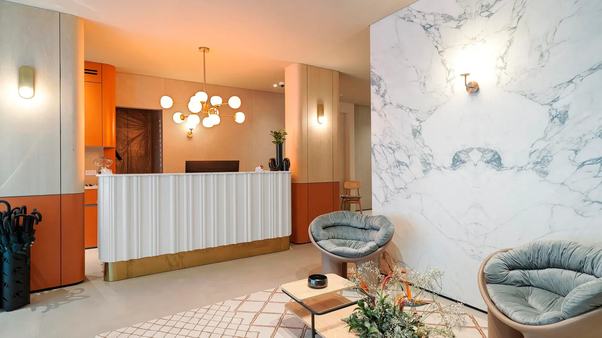 Lobby hotelu Hotel Liv Mackenzie Beach Suites